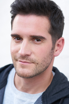 Nick Apostolides